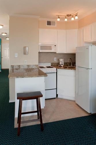 Casa Del Mar Beachfront Suites in Galveston, USA