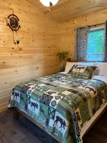 Lincoln Log Cabins - image 8