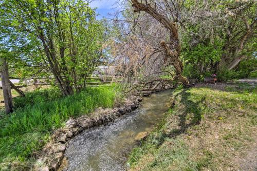 Idaho Falls Farmhouse about 11 Mi to Downtown!