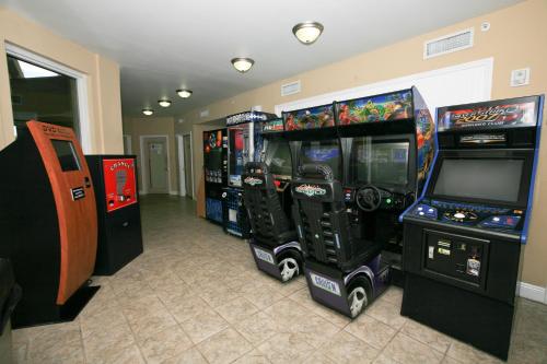 Waters Edge Condominiums - image 12