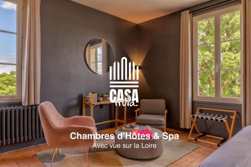 Casa Mila & SPA- Chambres d'Hôtes raffinées vue Loire et piscine