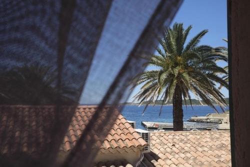 Triple Room with Sea View image 4
