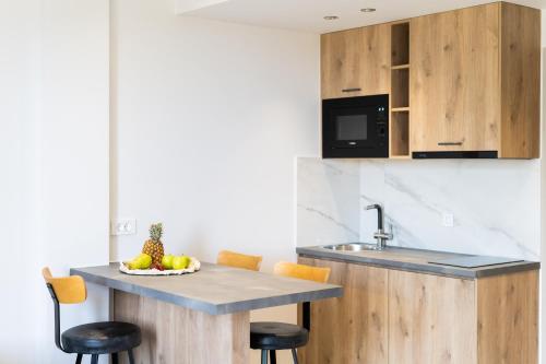 Neoma Luxury Residence - Adults Only 5