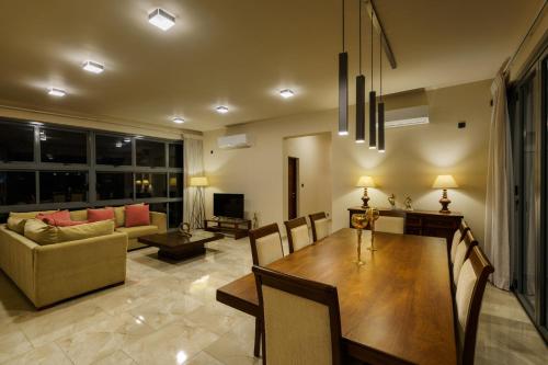 No 20, Park Lane - 4 Bed Room Luxury Apartment