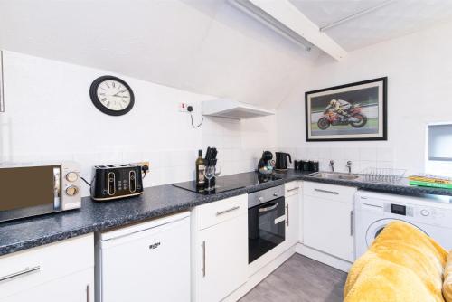 DD Apartment 8 - Free Parking - Fast Wifi DD Apartment 8 - Free Parking - Fast Wifi