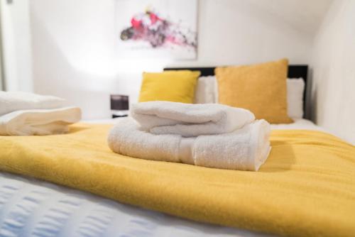 DD Apartment 8 - Free Parking - Fast Wifi DD Apartment 8 - Free Parking - Fast Wifi