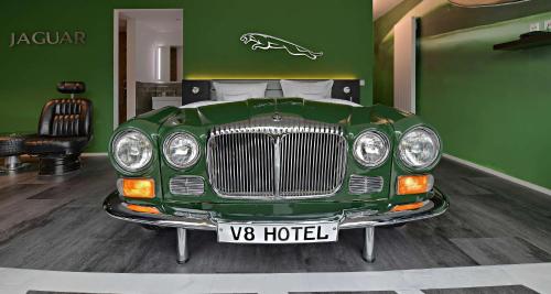 V8 HOTEL Motorworld Region Stuttgart