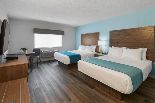 2 double beds