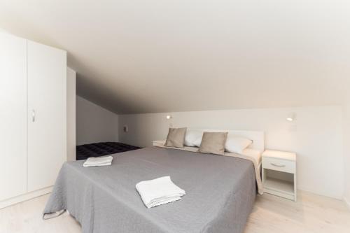 Three-Bedroom Apartment image 10