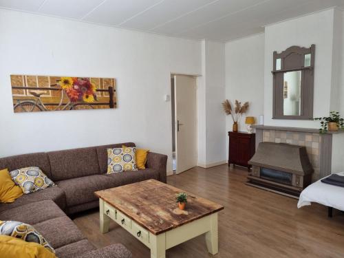 Het Voorhuis boerderij Hoeve Vrede Best in 市中心