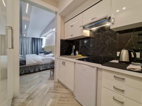 2 twin beds