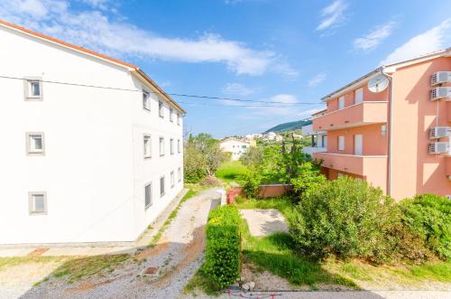 Apartments Damir - image 5