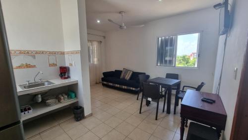 A una calle del ado 5ta avenida 4