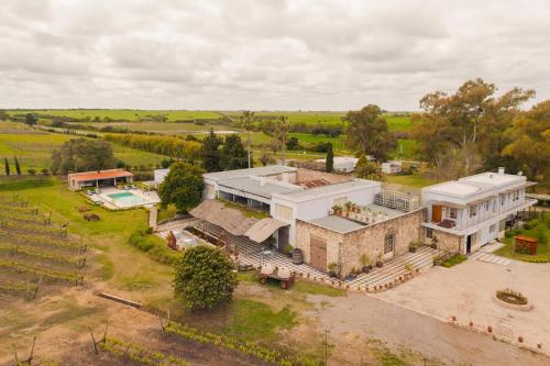 365327955 Narbona Wine Lodge