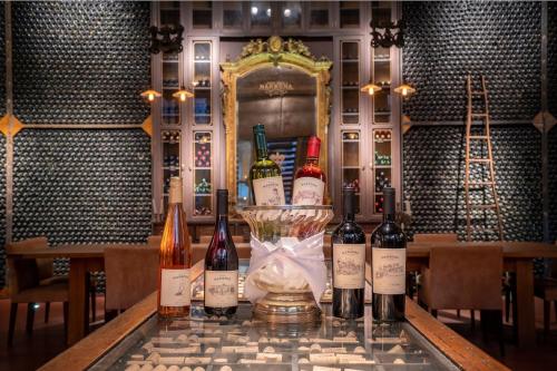 365328405 Narbona Wine Lodge