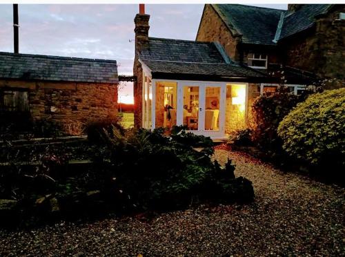 Coxgreen Old Schoolhouse in Washington