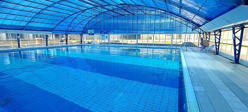 泳池, Apart Hotel TLV/Bat Yam Beach Front 1207 in 貝特雁