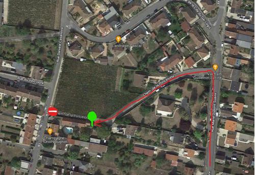 Gîte indépendant Diz'enreves au cœur des vignes (Gite independant Diz'enreves au cœur des vignes) in 迪齊
