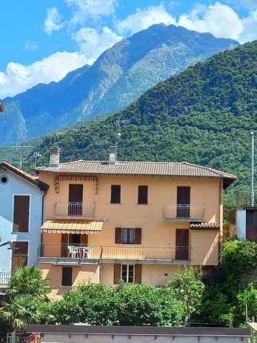 Accommodation in Olgiasca