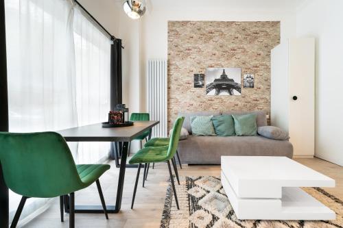 The Mierendorf II, budget group & family apartment, 1BR, 1 Living room, ideal for 2 - 4 Guests, Berlino (foto 2)