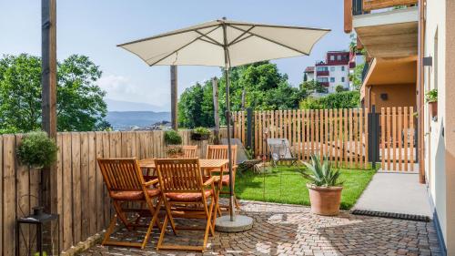 Superior One-Bedroom Apartment with Balcony