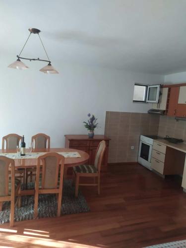 Apartman Any Bar - image 2