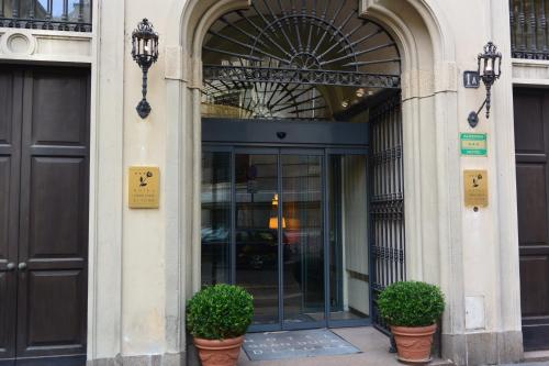 Hotel Gran Duca Di York, Milan, Italy Overview | priceline.com
