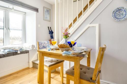 Cabbage Hall Cottage - image 3
