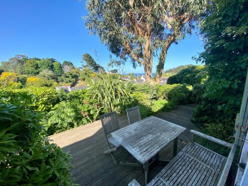 « Le jardin de Mimi »Maison gîte à louer Magorlec