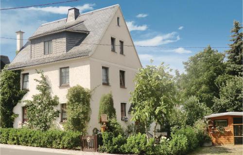 Awesome apartment in Bad Schlema OT Wildb, with 2 Bedrooms - Apartment - Schneeberg