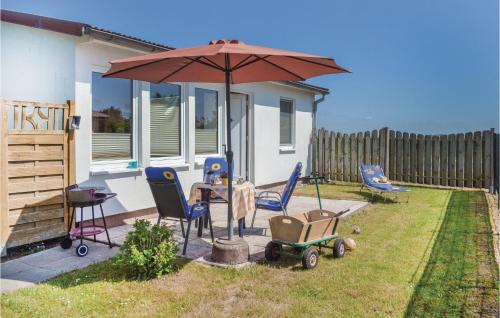 Nice Home In Hohen Wieschendorf With Kitchen