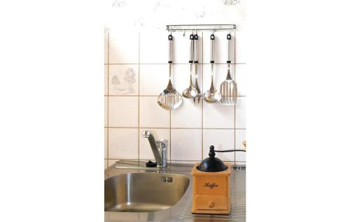 Holiday home Zum Anleger I - image 6