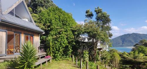 Vista Exterior, Paku Escape - Tairua Bach in Tairua