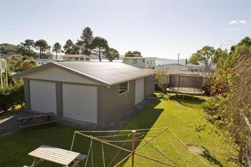 Joes Place - Cooks Beach Holiday Home