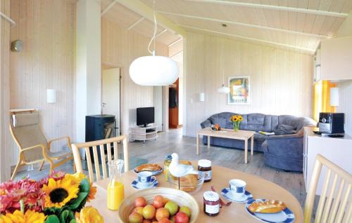 Ferienhaus mit Sauna und Whirlpool in Friedrichskoog Spitze Strandpark 20