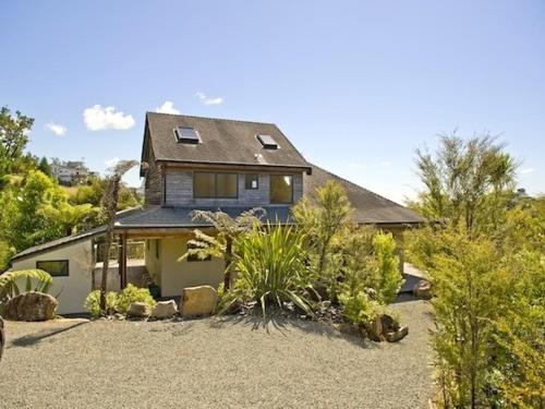 外部景觀, Treetop Oasis - Tairua Executive Holiday Home in 泰魯阿