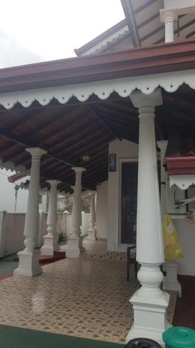 6 bed 6 bath Entire luxury house in Negombo — Hotel in Negombo