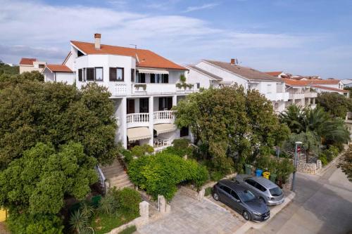 Apartments Ante - free parking - image 10