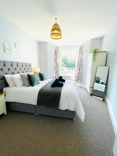 Picture of Rookley Villa, 3 Bedroom Family Apartment, Ventnor