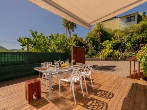 Ngoại cảnh khách sạn, Cedar Cottage - Tairua Holiday Home in Tairua