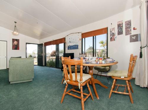 外部景觀, Korolevu Beach House - Whangamata Holiday Home in 旺阿馬塔