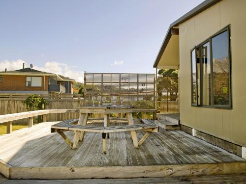 外部景觀, Korolevu Beach House - Whangamata Holiday Home in 旺阿馬塔