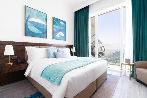 Ultimate Stay - Avani Palm Burj-AlArab View from the pool 3