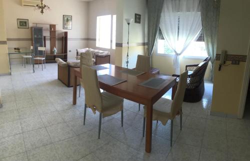 Home Il Portico gîte à louer Macchiareddu