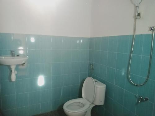 Bathroom, Tiu Kelep Homestay in Senaru