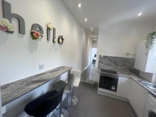 Zams rooms - Newcastle under Lyme