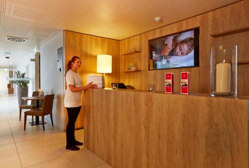 H4 Hotel München Messe - image 13