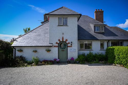 Halwell Lodge, St Ives