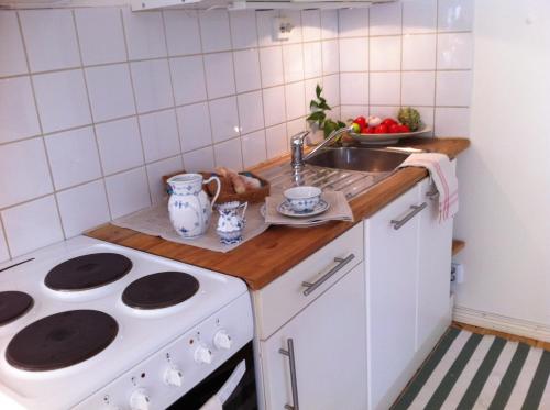 주방, Stockholm B&B Cottage in 낙가