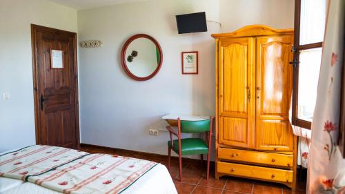  Fuente De Las Anjanas in Estrada